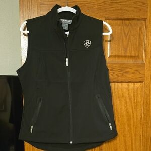 Ariat Women's Black Zip-Up Vest